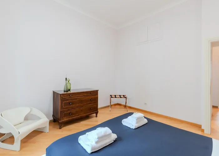 Contemporary Flat In Trastevere
